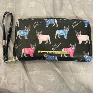EUC Betsy Johnson Wristlet/Wallet